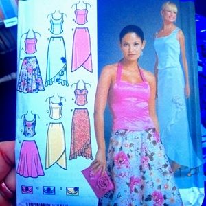 2004 Simplicity 4990 Sizes 6, 8, 10, 12